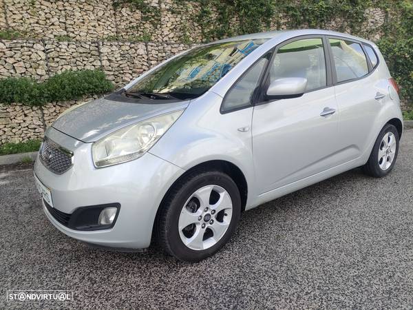 Kia Venga 1.4 CRDi EX ISG - 17