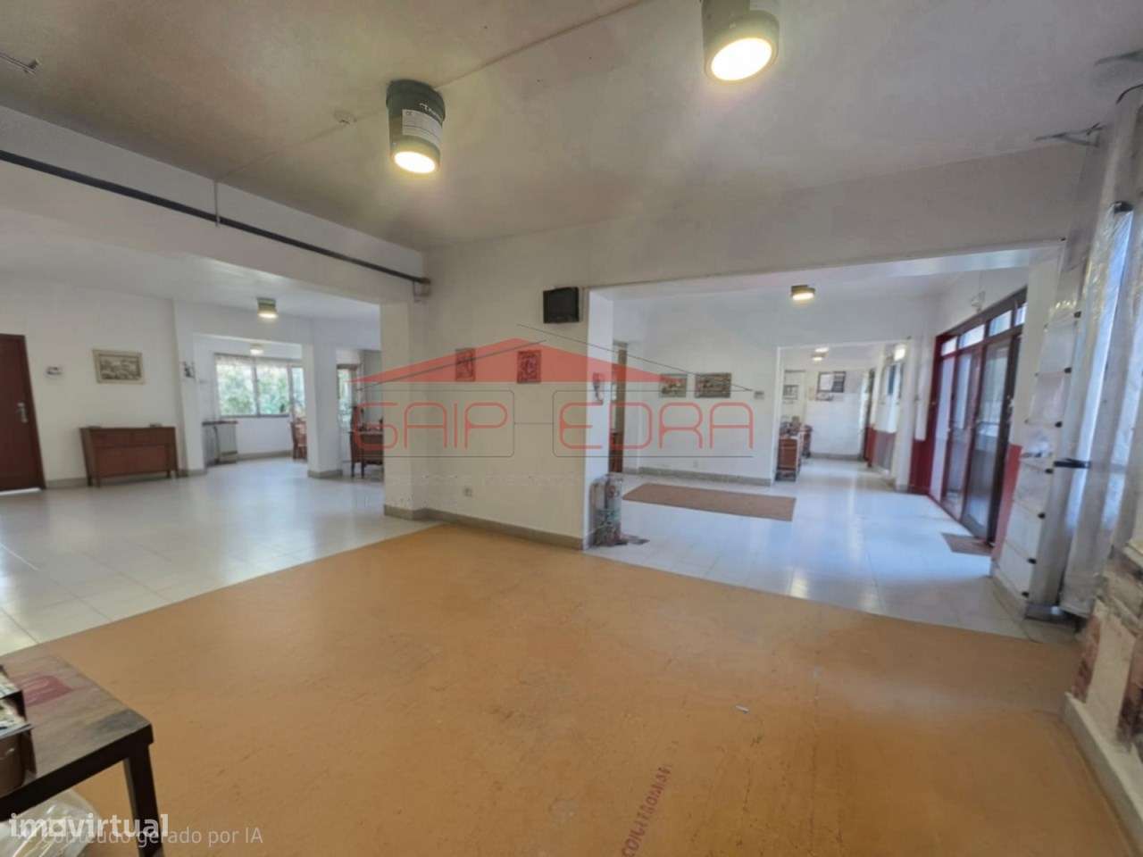 Loja com 390 m2 no centro de Torres Novas - Grande imagem: 5/8