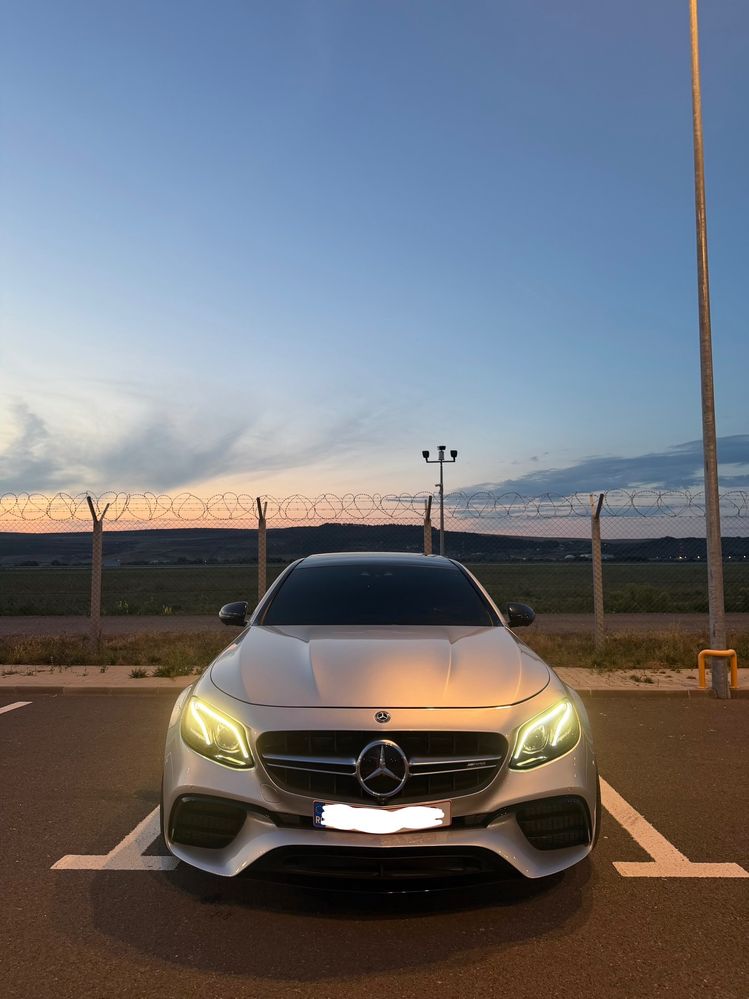 Mercedes-Benz E W213 [2016 - 2023] AMG 63 S 4MATIC+ AMG Speedshift MCT-9G 2018