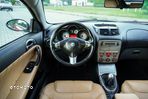 Alfa Romeo GT 2.0JTS Black Line - 25