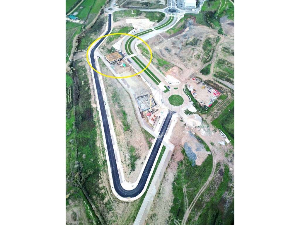 Novos apartamentos T3, varandas e garagem box, junto ao centro Alco...-26