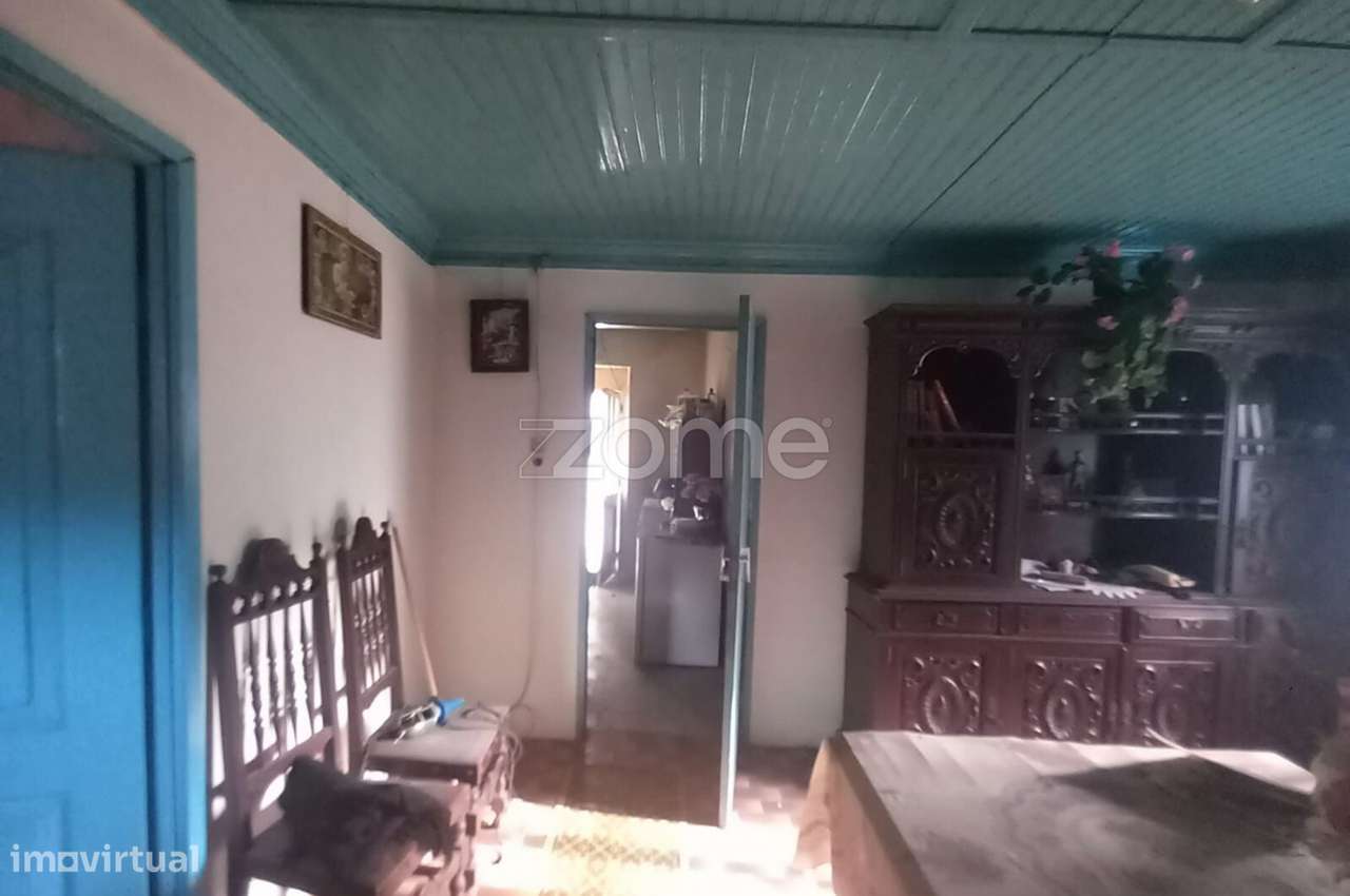 Casa para Remodelar com Logradouro em Trezoi, Mortágua - Grande imagem: 4/32