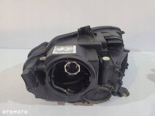 Audi A4 B8 8K0 Lampa przednia Xenon L- 13639 - 7