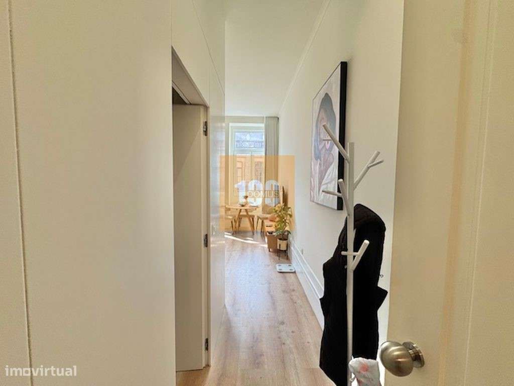 T0+1 na Rua Passos Manuel - Grande imagem: 5/18