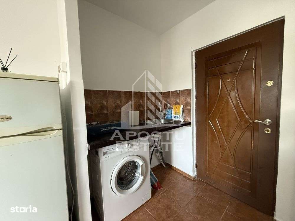 Garsoniera in zona Aradului - Imagine principală: 4/7