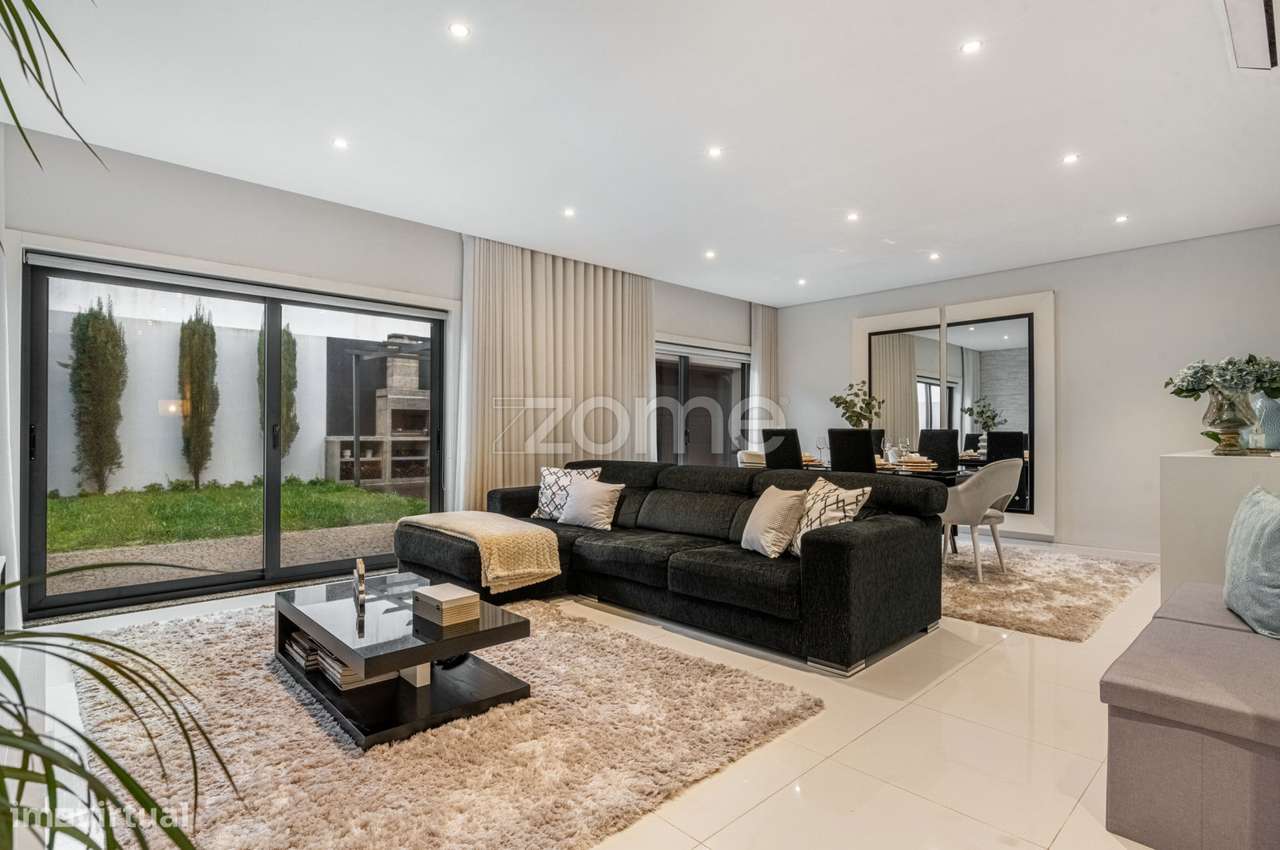 Moradia T3 de 3 frentes no centro de Valongo - Grande imagem: 5/31