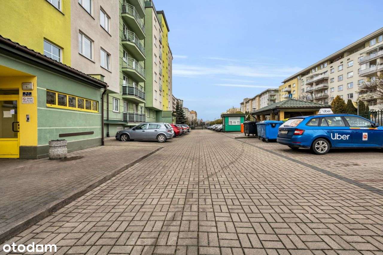 Wysoki standard | 3 pokoje z balkonem-15