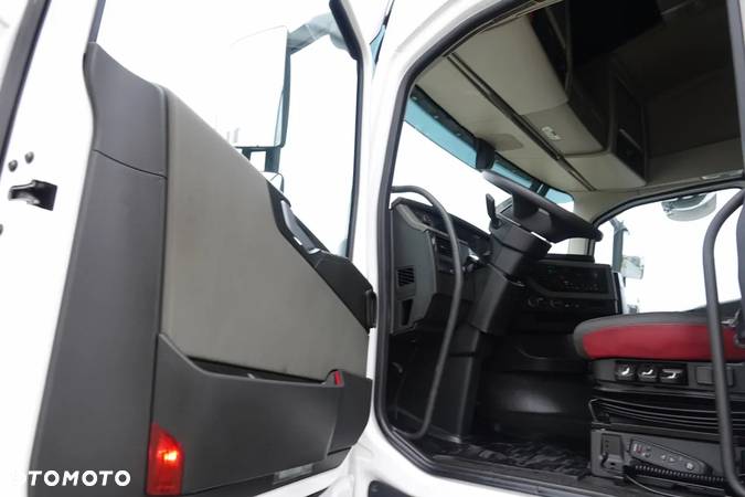 Volvo FH 500 / 6x2 / PUSHER / PEŁNY ADR / HYDRAULIKA / OŚ SKRĘTNA PODNOSZONA / FULL OPCJA - 22