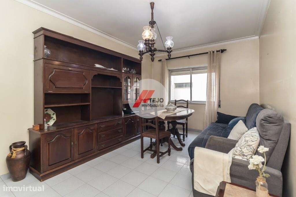 Venda I Apartamento I 70 m I Qta da Lomba-11