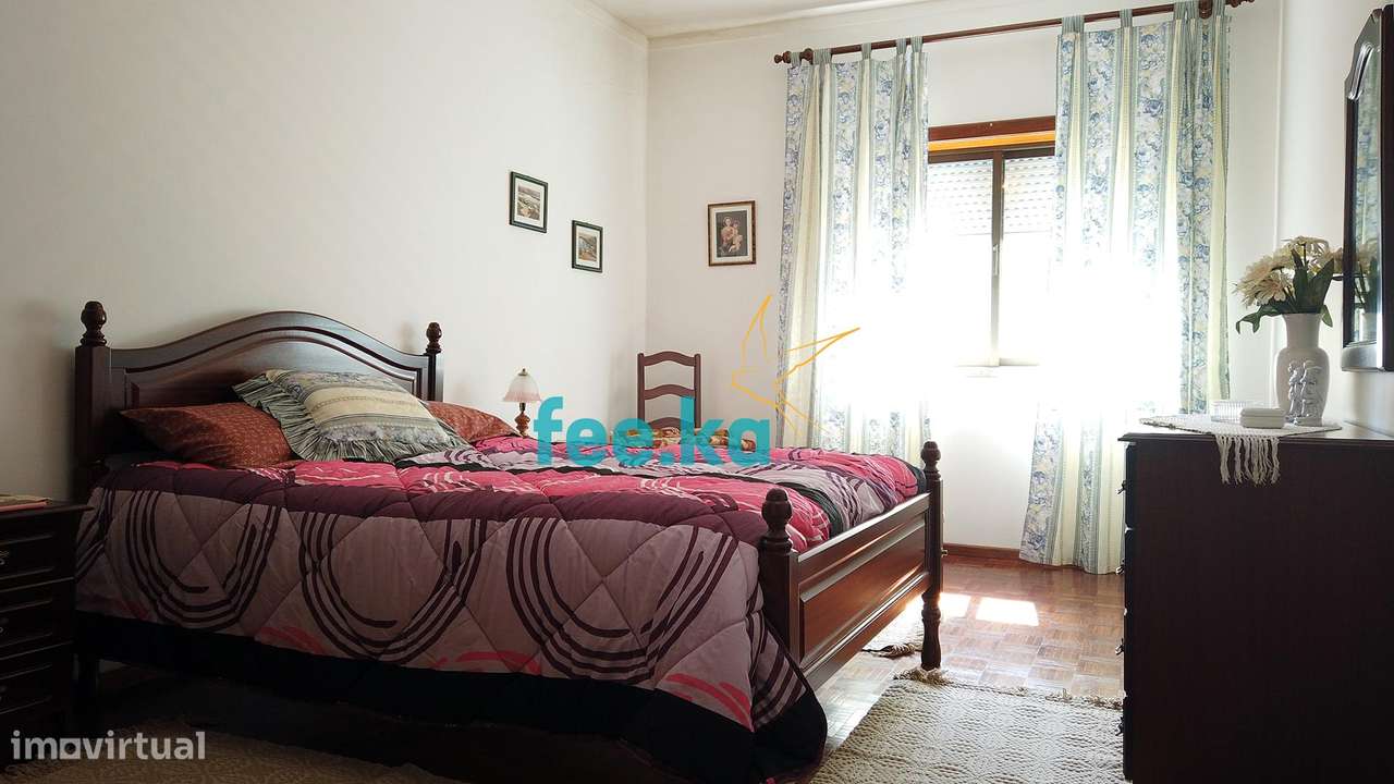 Apartamento T4 com Garagem-18