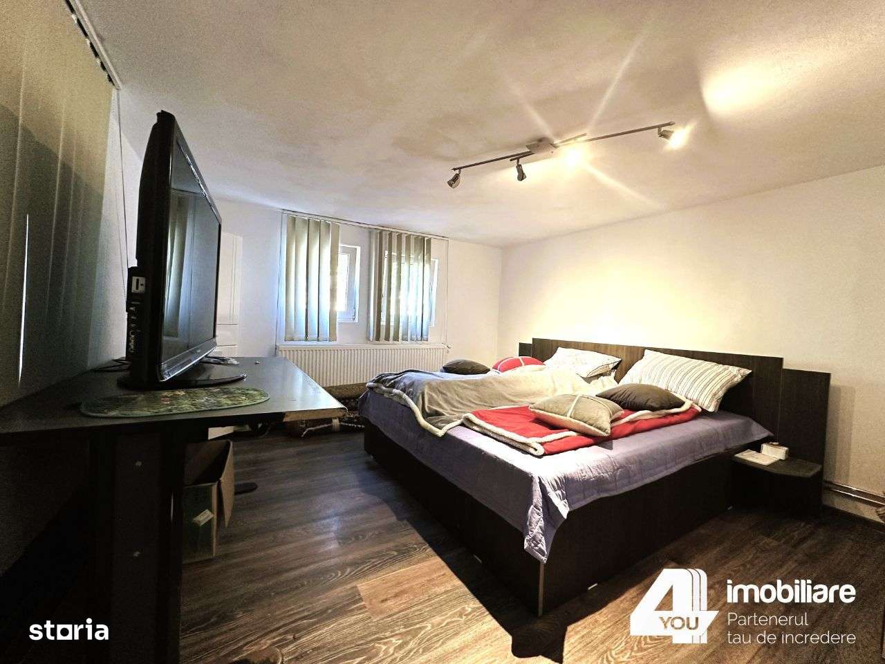 Casa de vacanță în Groșii Noi, județul Arad - 85500 euro - Imagine principală: 4/7