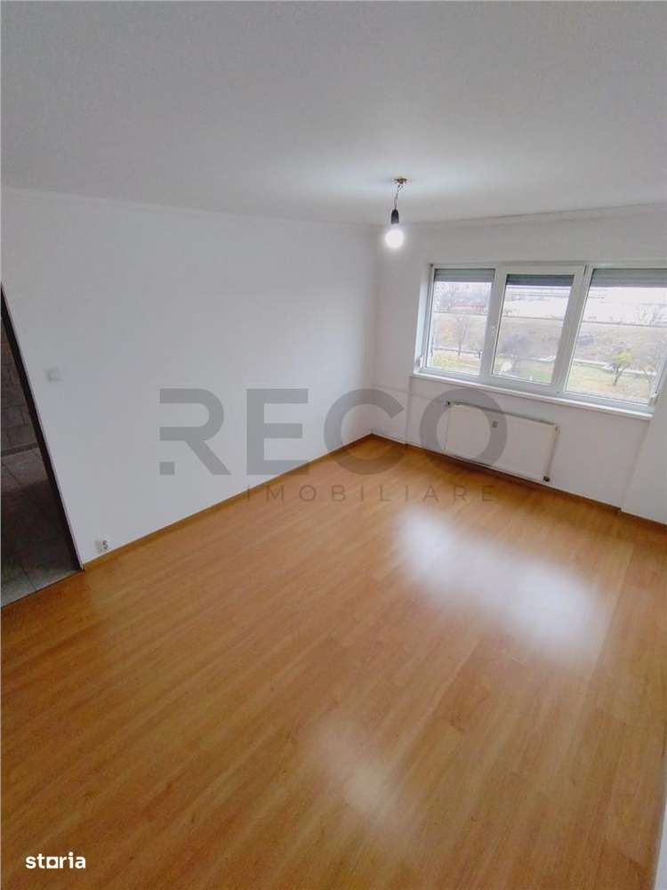 RECO apartament cu 2 camere Oradea zona Rogerius - Imagine principală: 1/10