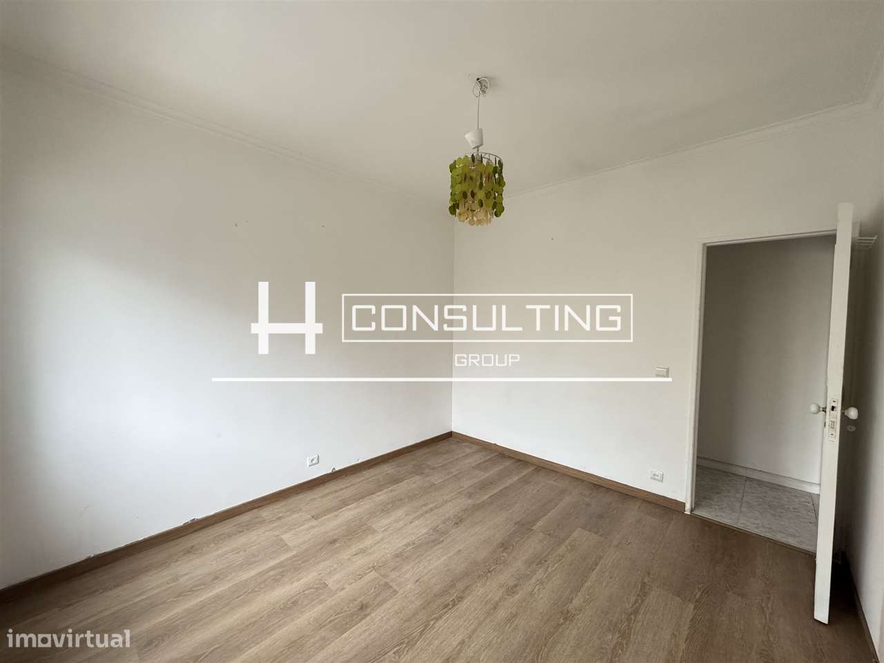 Apartamento T3 Venda em Mina de Água,Amadora-32