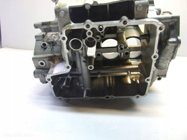 BLOK SILNIKA YAMAHA YZF R6 600 RJ09 05R - 7