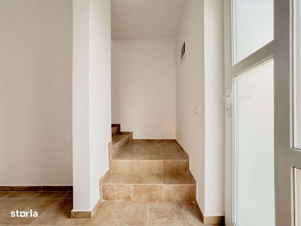 OFERTĂ! Vila duplex, Sabareni, 4 camere, 250 mp teren, 116.490€ T-10