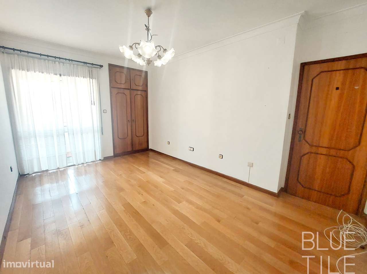 Apartamento T4 em Serpa Pinto-25
