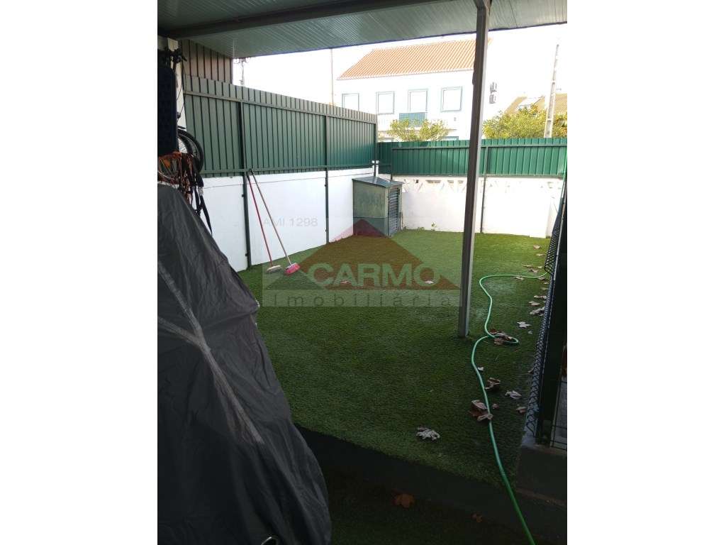 Moradia T3 com anexo e terraço / Alcochete( Marque já a sua visita). - Grande imagem: 3/35