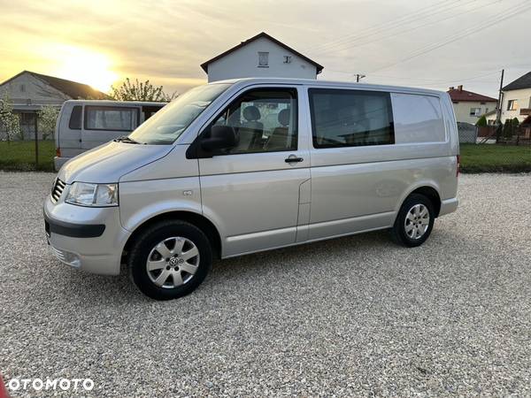 Volkswagen Transporter - 2