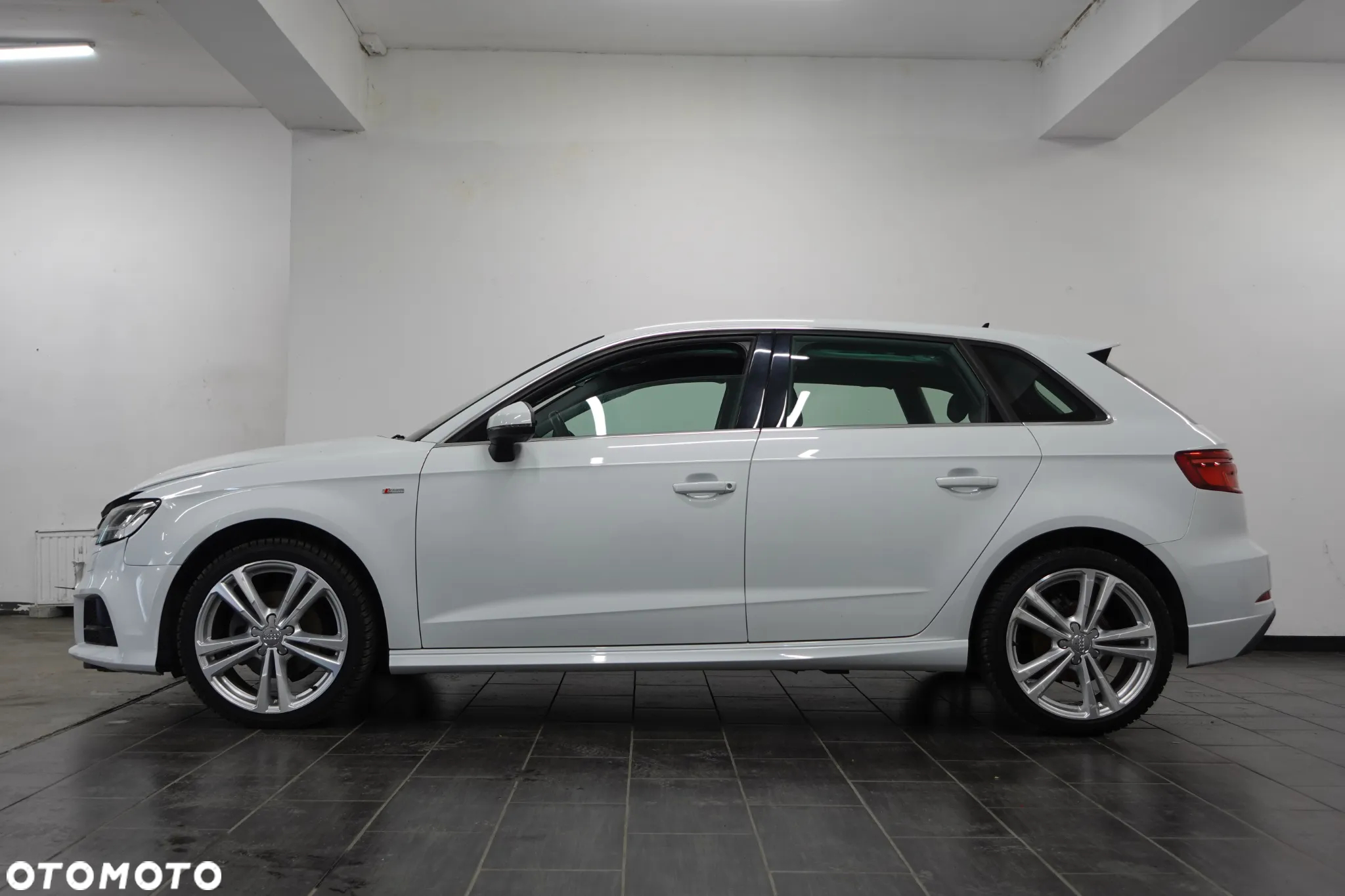 Audi A3 30 TDI Sportback S tronic - 5