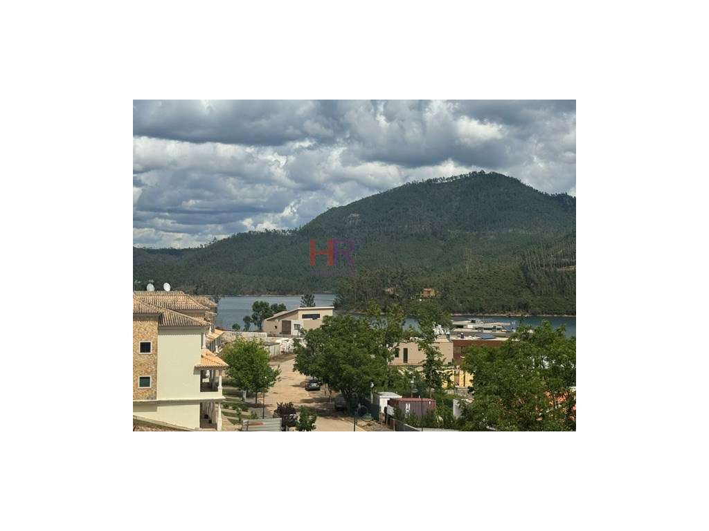 Moradia geminada nova em Águas Belas, Ferreira do Zêzere, com 3 qua...-46