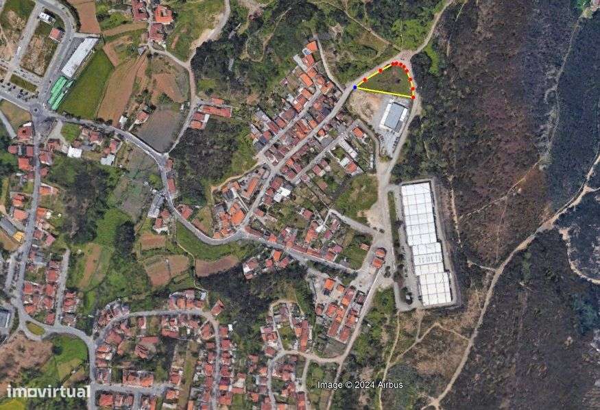 Terreno com projeto para construção de armazém em São Pedro da Cova - Grande imagem: 5/14