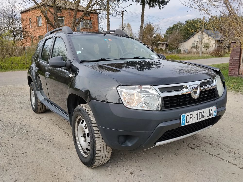 Dacia Duster I SCe 115 4x2 Celebration 2013