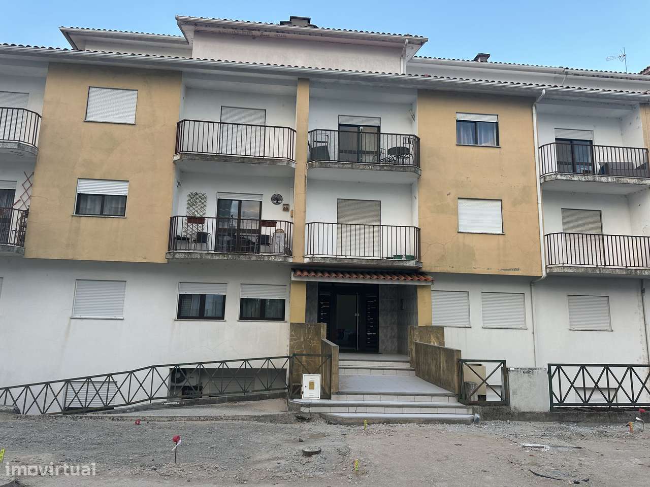 Excelente apartamento T2 ao nível do sótão-3