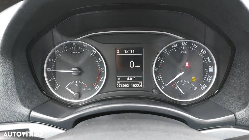 Skoda Octavia Combi 2.0 TDI DPF 4x4 Scout - 7