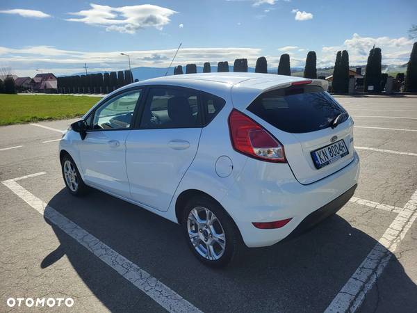 Ford Fiesta 1.25 Titanium EU6 - 3