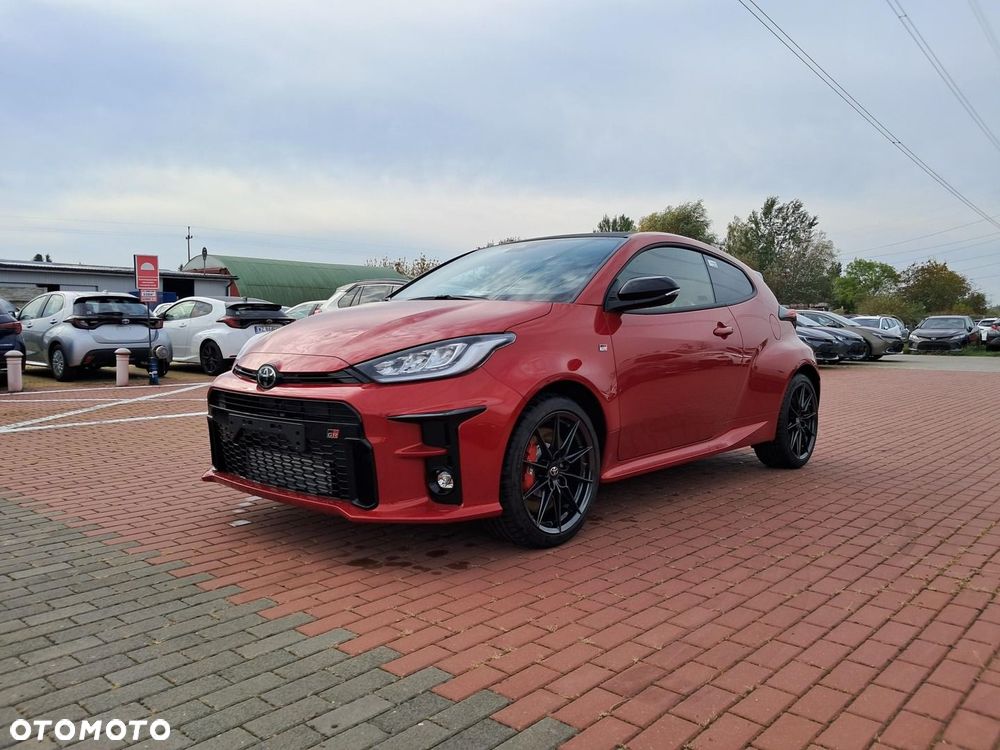 Używane Toyota Yaris - 219 900 PLN, 15 km - Otomoto