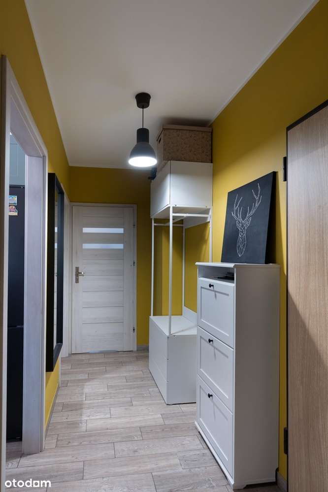 Zadbane, 2 pokoje z osobną kuchnią, duży balkon-11