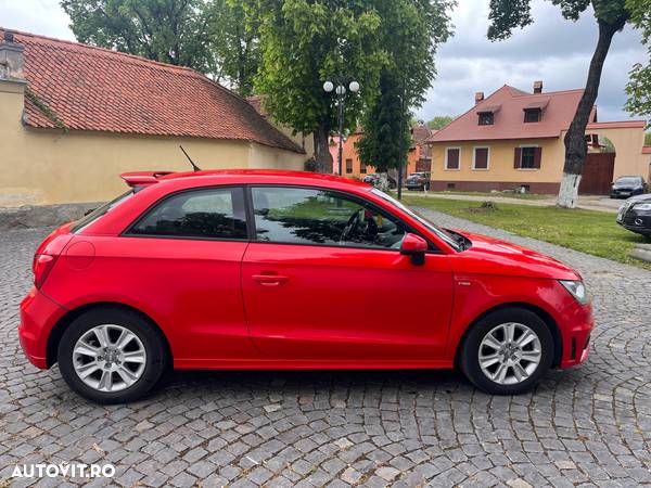 Audi A1 1.6 TDI S line Sportpaket - 4