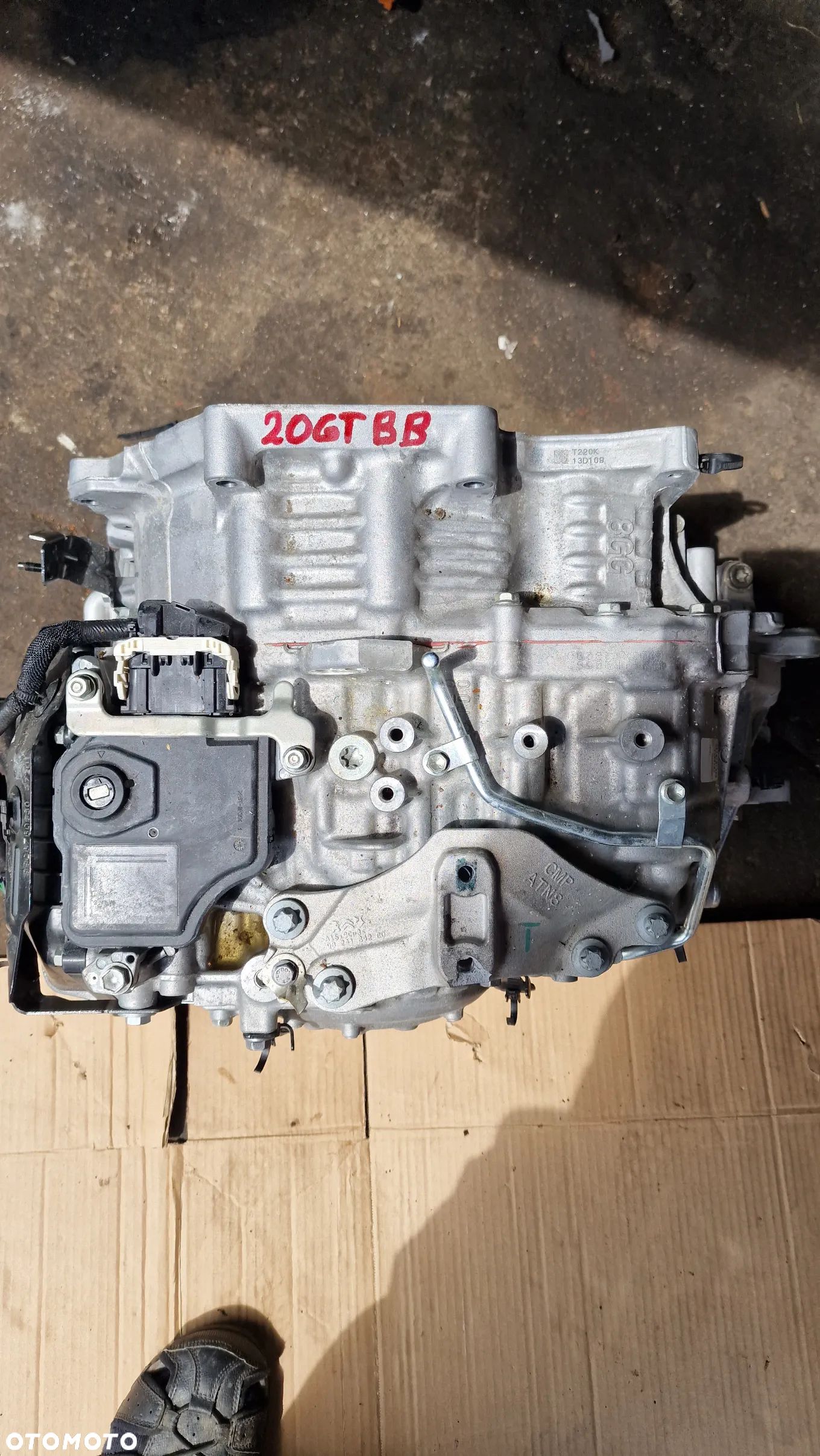 PEUGOT 208 /2008 II CORSA F 1.2 thp 20GTBB - 1