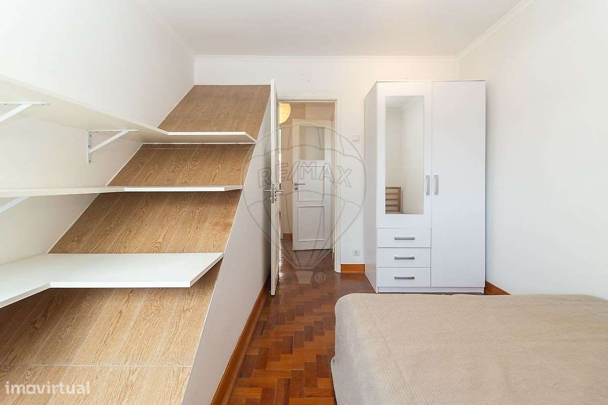 Apartamento T3 à venda em Lisboa-18