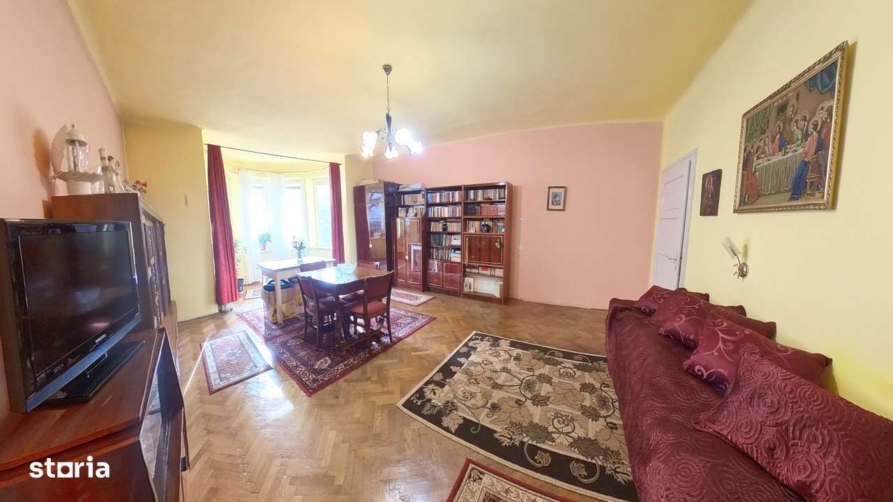 Vila tip Duplex in centrul istoric Brasov, cu 70% din terenul de 900mp - Imagine principală: 5/20