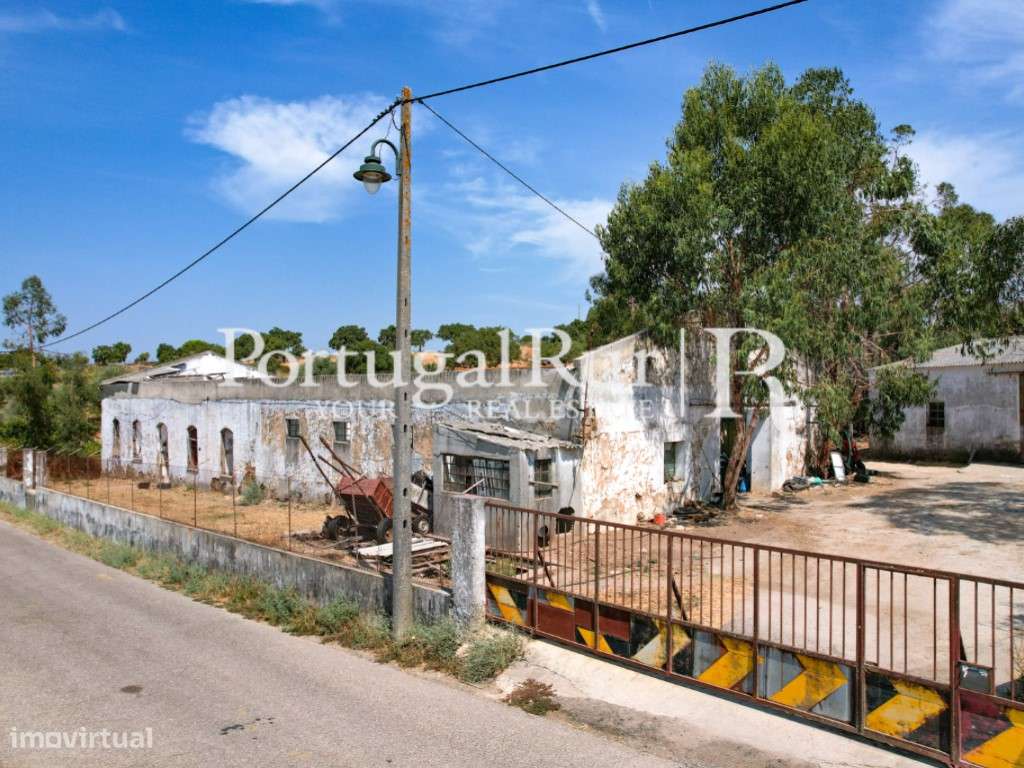 Antigo Lagar de Azeite - 839m2 área coberta - 5000m2 terreno - Grande imagem: 3/10