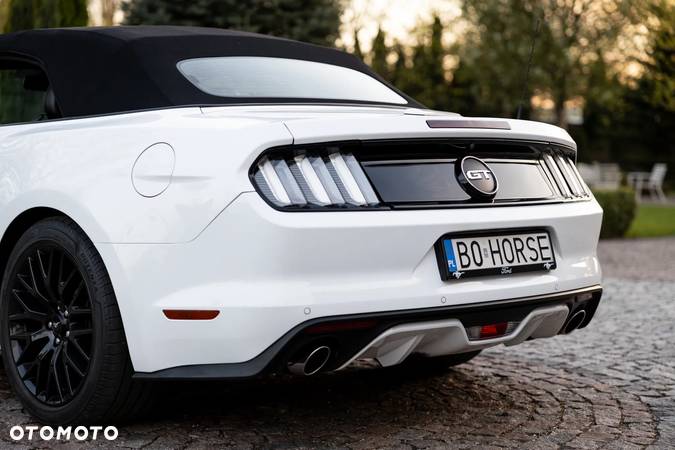 Ford Mustang 5.0 V8 GT - 13