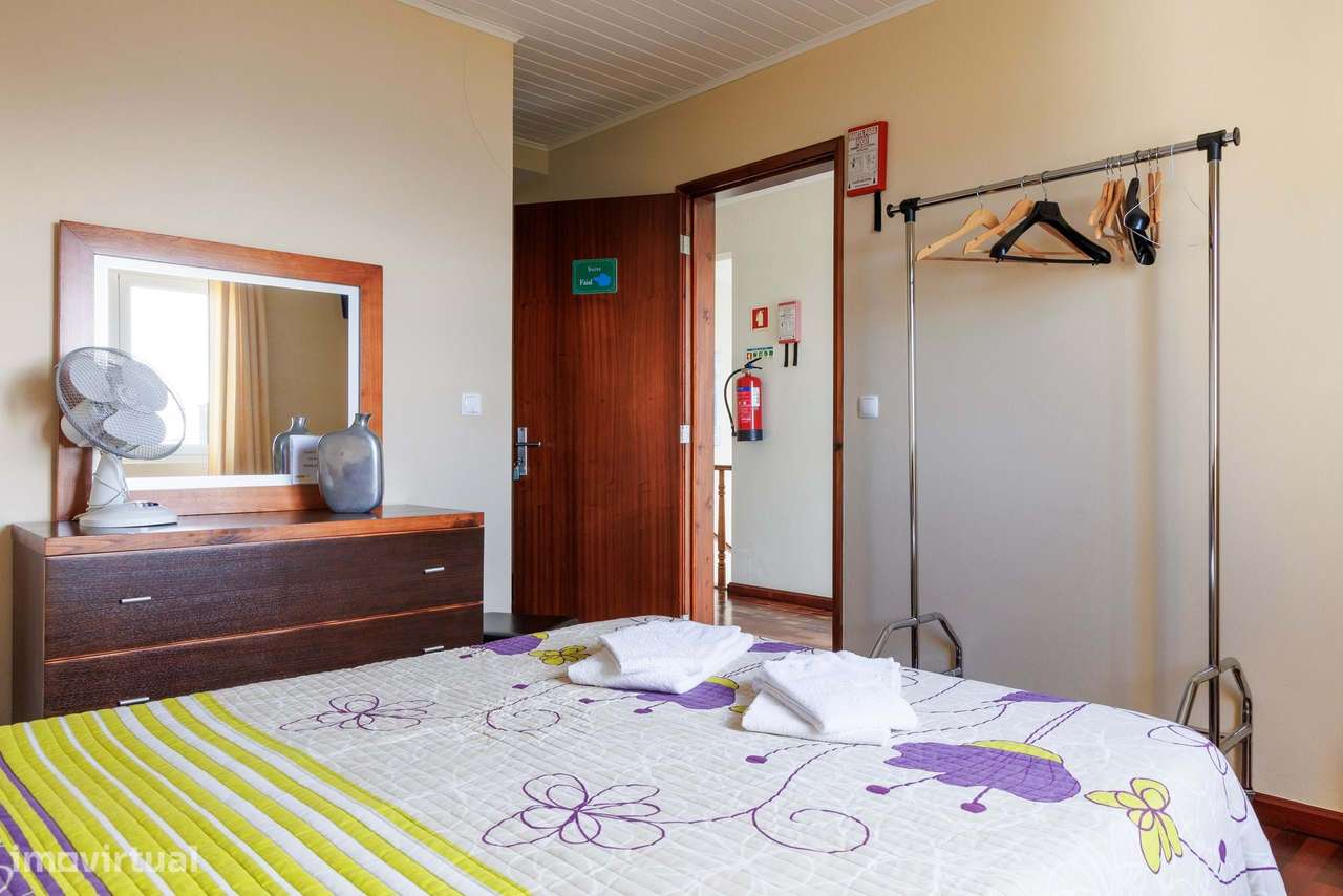 Moradia T7 com vista mar preparada para Alojamento-20