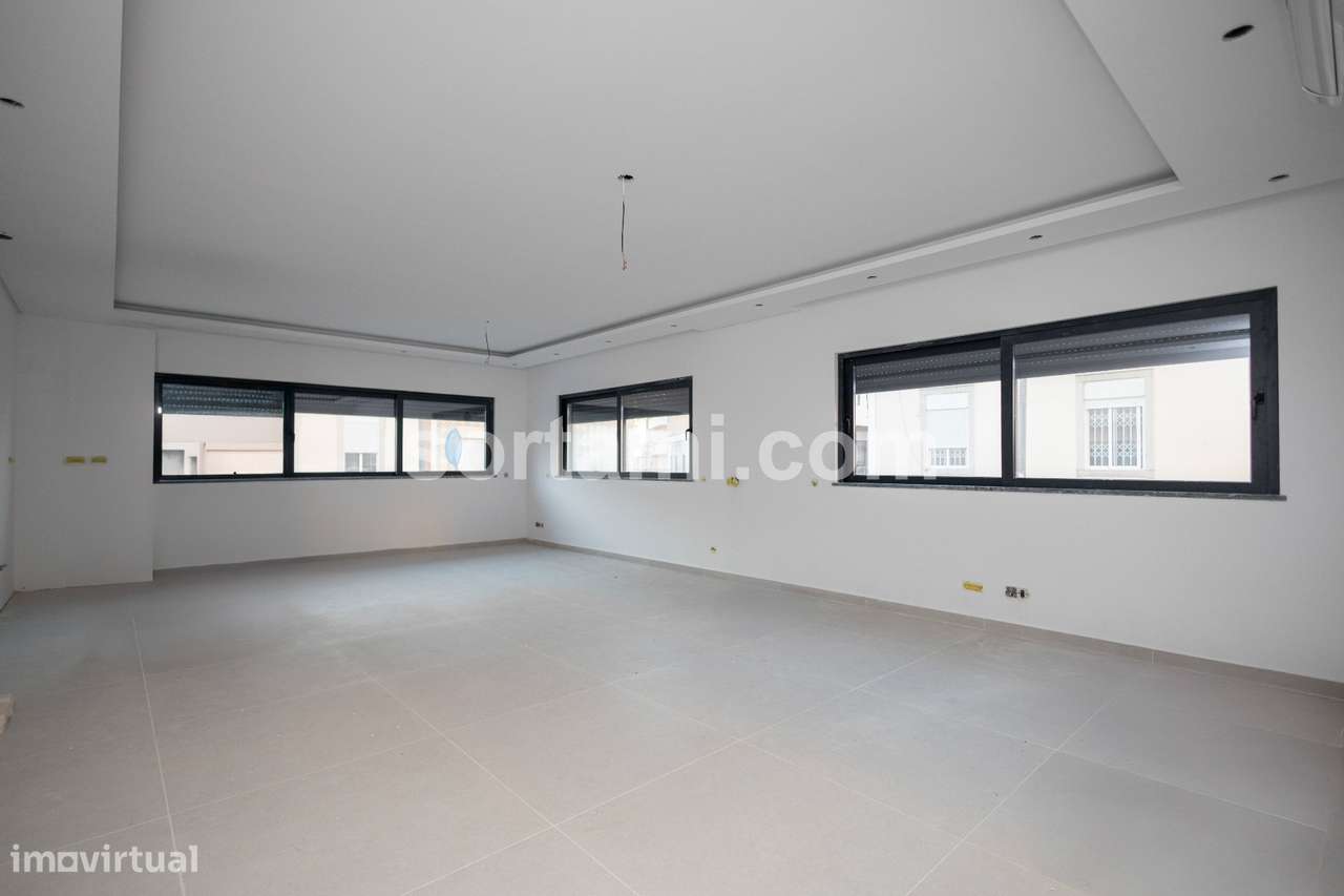 Moradia em Banda T3 Venda em Faro (Sé e São Pedro),Faro - Grande imagem: 2/25