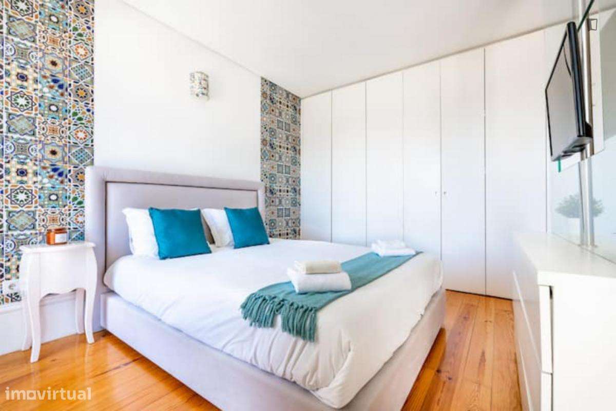 Estúdio - localizado em Santo Ildefonso Porto - Grande imagem: 2/11