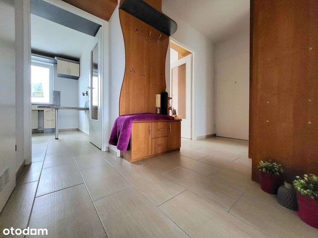 * * 2 pokoje do wejścia * * osiedle Bacieczki* *-12