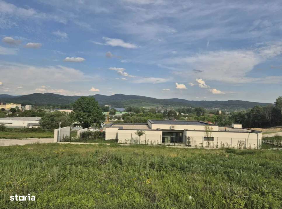 Teren intravilan - Calea Lui Traian - Zona Cetatuia - Imagine principală: 4/5