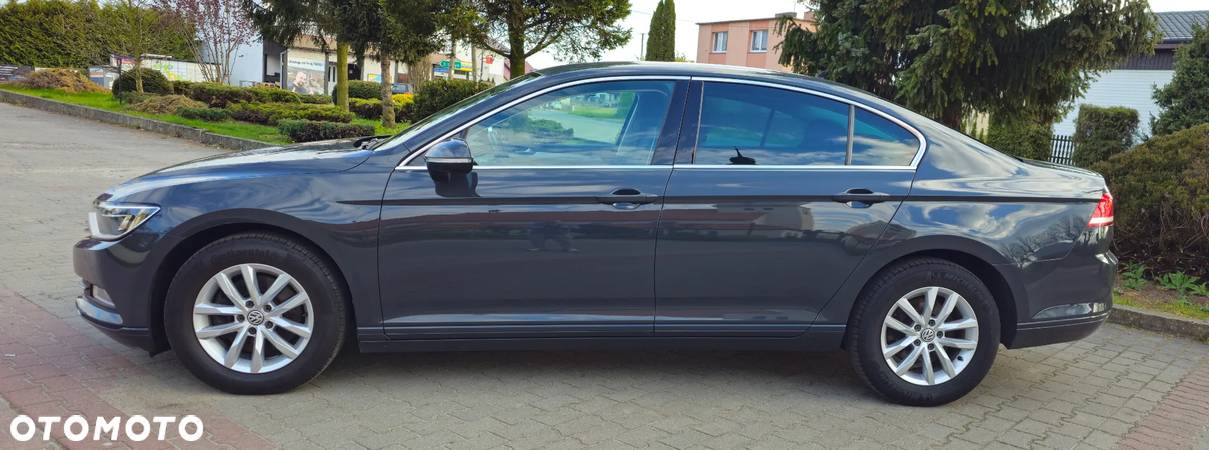 Volkswagen Passat Variant 2.0 TDI DSG (BlueMotion Technology) Highline - 11