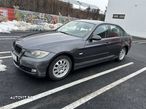 BMW Seria 3 318i - 3