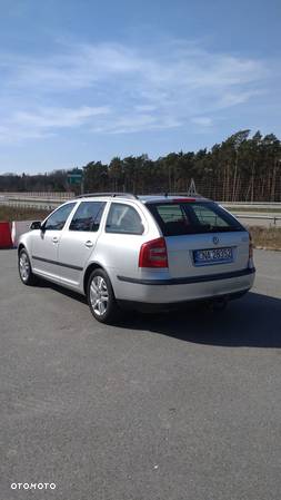 Skoda Octavia 2.0 TDI DPF Ambiente - 5