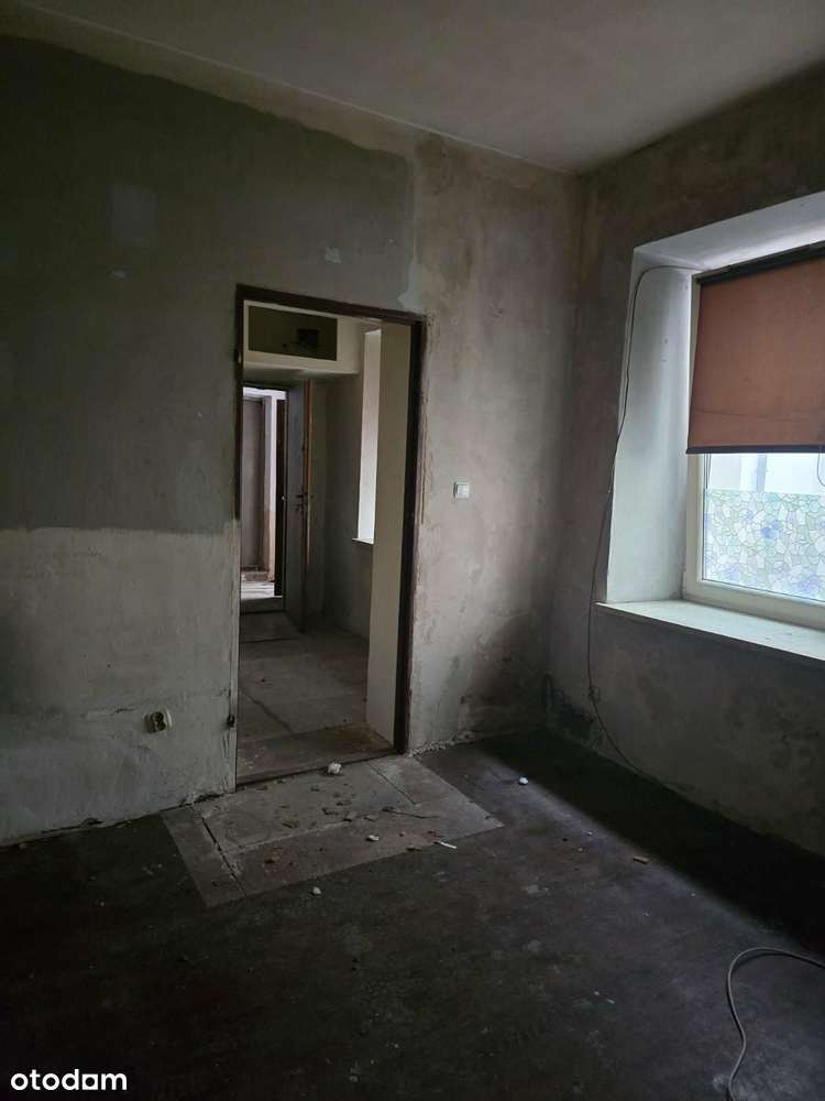 kawalerka z ogrzewaniem miejskim centrum Będzina-2