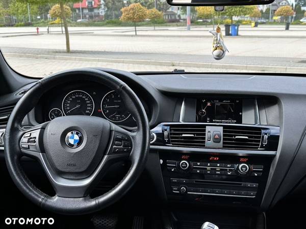 BMW X3 xDrive28i - 17