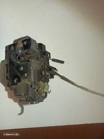 Fecho Da Porta Audi A6 Avant (4B5, C5) - 4