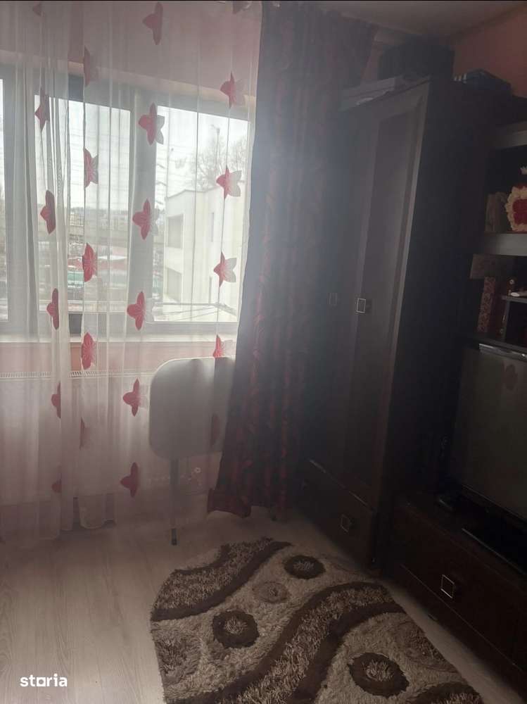 25.000€ Garsoniera, Etaj 2, apropiere Podu Ros-1