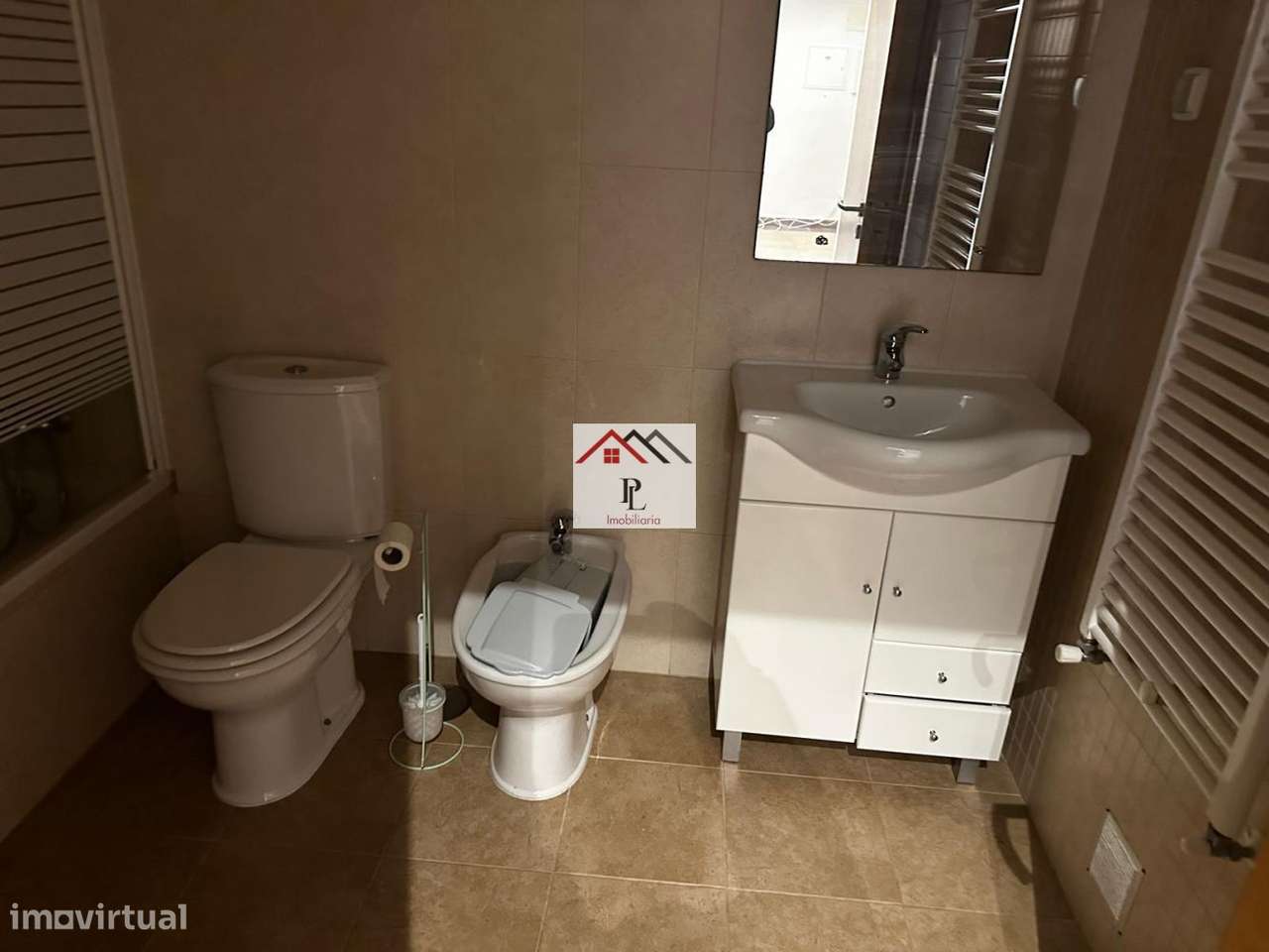 Moradia  T4 isolada inserida num lote de 700m2 em Penela  (V907MS)-15